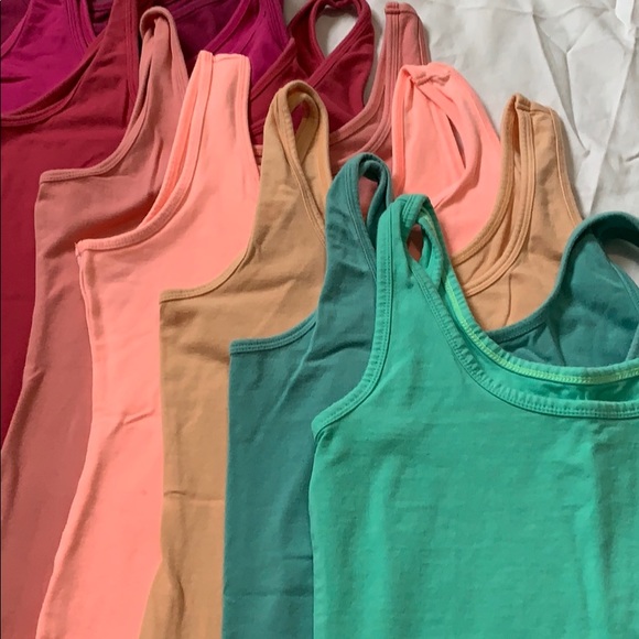 Tank Tops - Picture 4 of 4